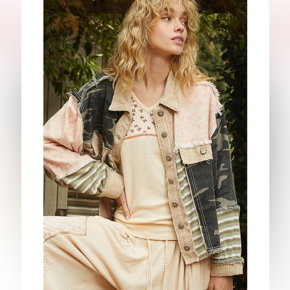 POL Vintage Washed Thermal Camo and Floral Print Jacket in Olive Mult